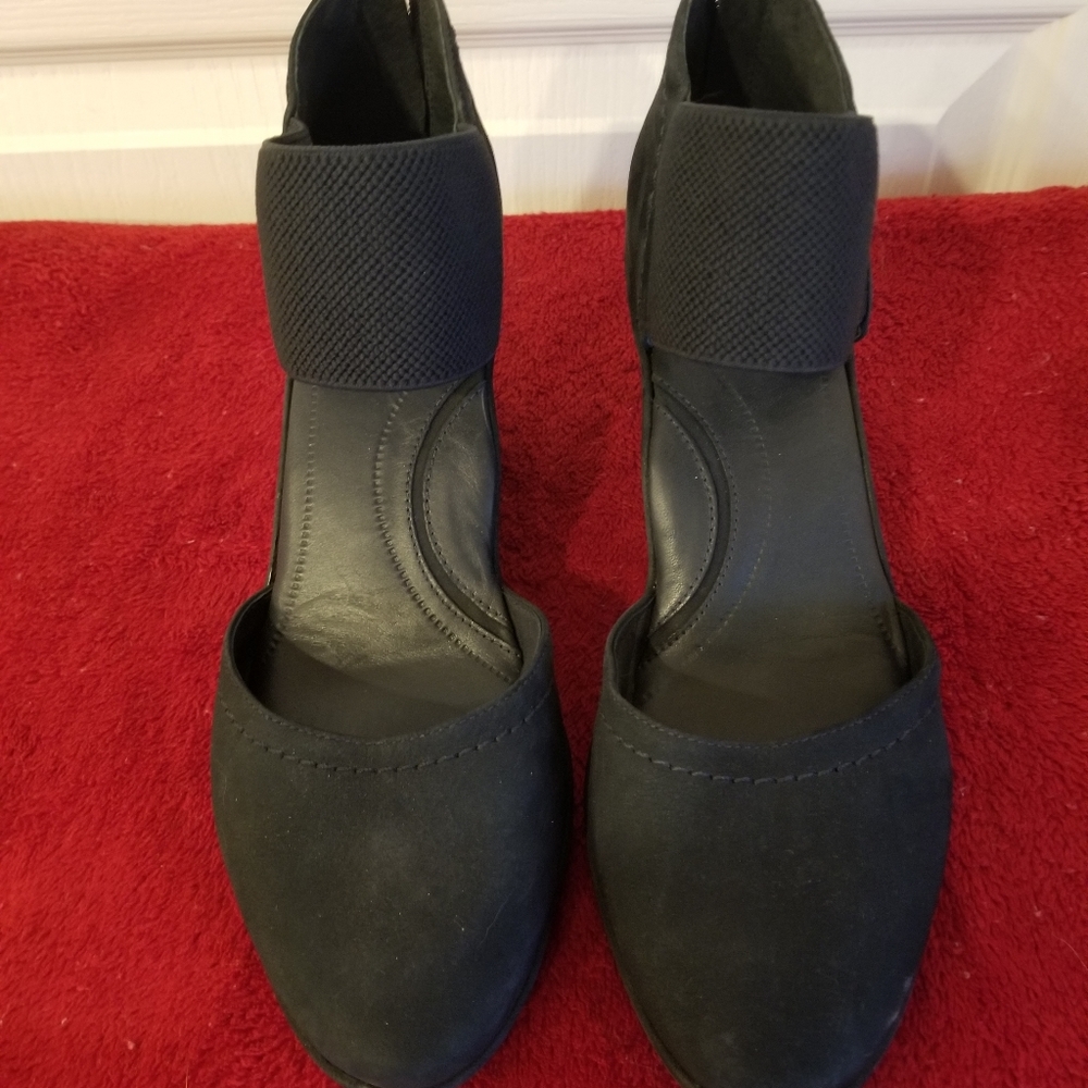 wedge shoes with wide elastic strap